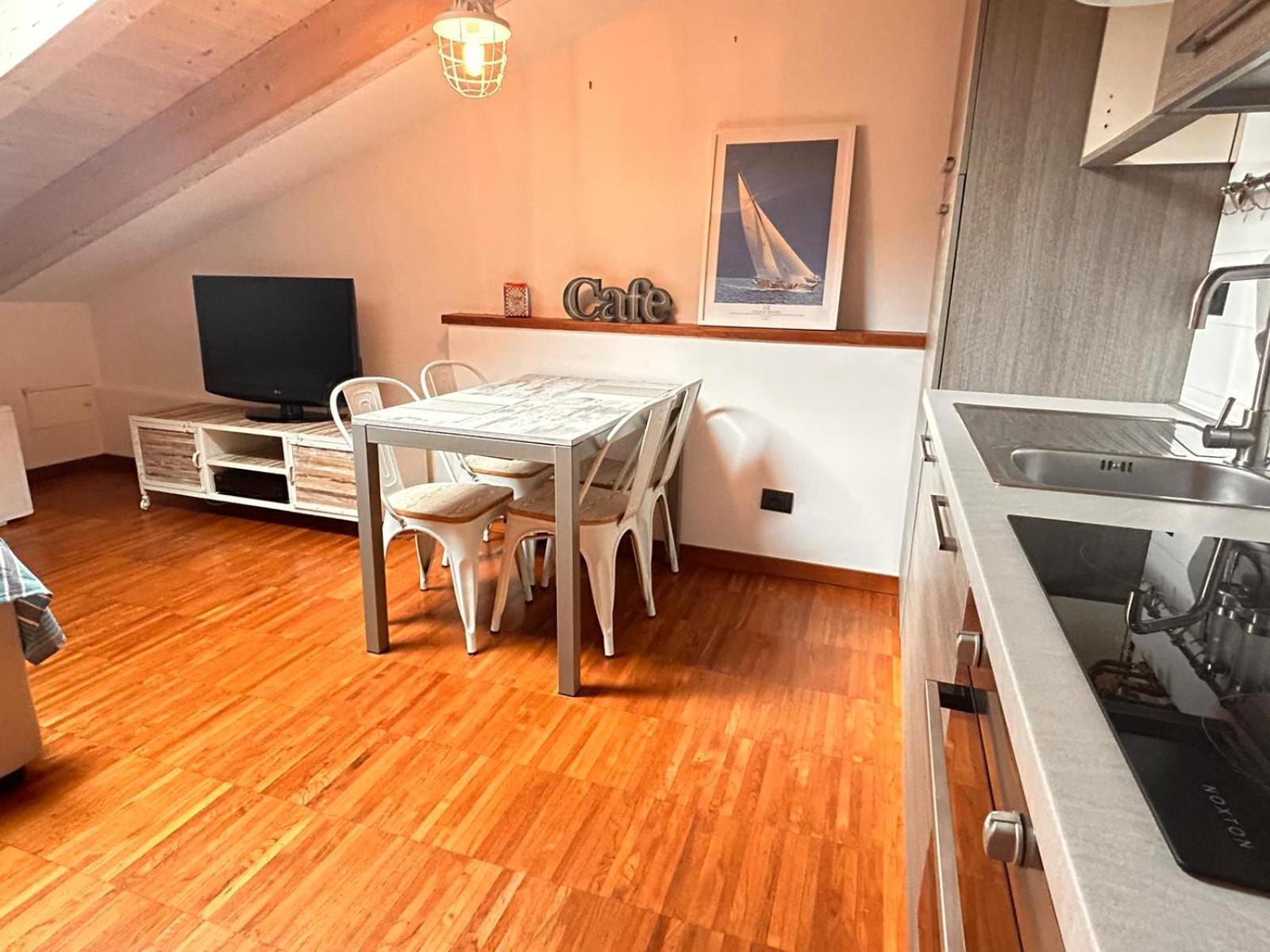 Loft&Sun Apartment ลาสเปเซีย ภายนอก รูปภาพ
