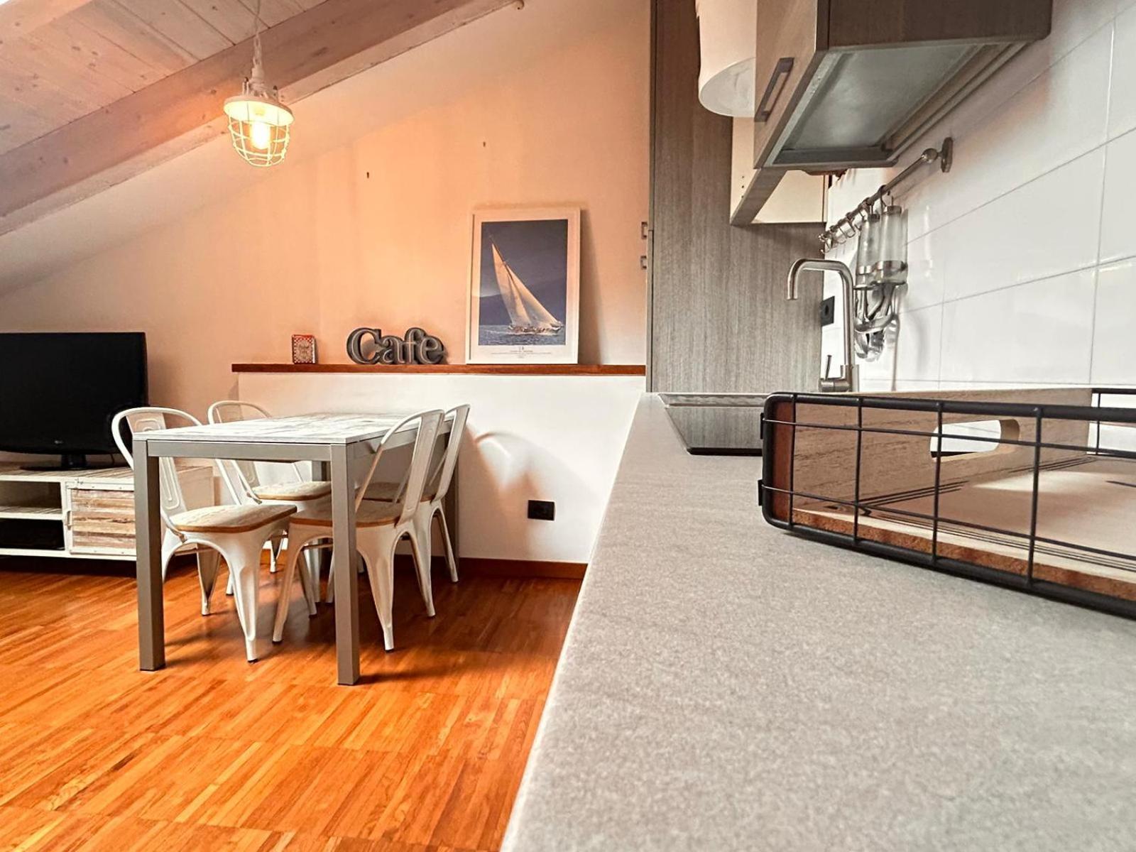 Loft&Sun Apartment ลาสเปเซีย ภายนอก รูปภาพ