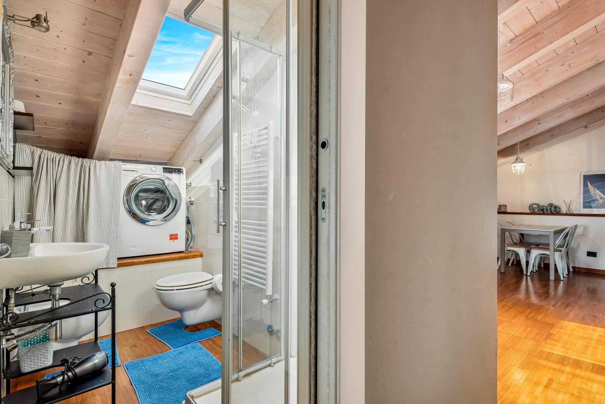 Loft&Sun Apartment ลาสเปเซีย ภายนอก รูปภาพ